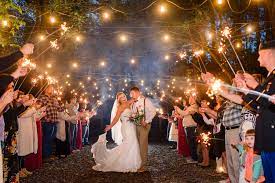 If you like this idea for your wedding, here are some tips you need to know to organize it: Wedding Sparklers What Kind Should I Get Tips For Better Wedding Sparkler Exit Photos Nelya
