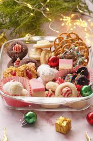 Holiday cookie platter from last year 🎄✨ Here are the recipes: Chocolate  Peppermint Kiss Cookies:  https://www.blendwithspices.com/chocolate-peppermint-kiss-cookies/ Lemon  Snowballs: https://www.blendwithspices.com/lemon-snowball-cookies/ Lemon ...