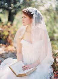 Brautfrisuren Mit Schleier Brautfrisur Lange Schleppe Brautfrisuren Mit Schleier