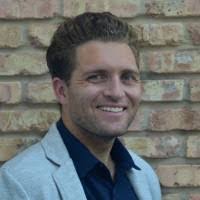 Gordon Parnell's Instagram, Twitter & Facebook