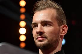 Neue Dokureihe: Eric Stehfest macht eine Psychotherapie