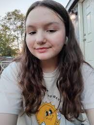 Sandra Bolinger's Instagram, Twitter & Facebook