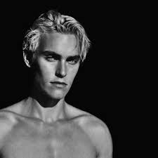 𝓔𝓵𝓲 𝓝𝓲𝓮𝓵𝓼𝓮𝓷. (🧜🏻‍♀️ AU)