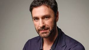 Fratelli unici (alessio maria federici, raoul bova, luca argentero, carolina crescentini). Raoul Bova Che Belli I Suoi 4 Figli Dai 2 Ai 20 Anni Avuti Da Chiara E Rocio