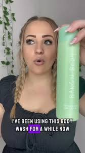 Not to be dramatic, but this is the only body wash I actually look forward  to using at the end of the day 🛁✨, The Refresh & Renew Everyday Wash from  @alarasi_sa feels like a skincare step in the ...