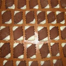 Platzchen Mit After Eight M Orig Food Desserts Food And Drink