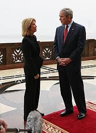 Born in appleton, wisconsin, greta van susteren was awarded a bachelor's degree with distinction in economics from the university of wisconsin in 1976. Greta Van Susteren Wikipedia