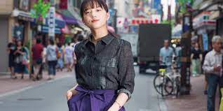 おしゃれ好きなst 6人が おばあちゃんの聖地 巣鴨でファッション対決 くじ引きでマストアイテムを決めたら 巣鴨の もんぺ はんてんの越後屋 で売ってる服からセレクト 果耶はどんなコーデに 清原 果耶 ファッション センス ファッション