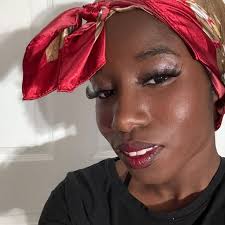 Just came across an AI ad featuring enslaved Black men advertising a hat  with fans.