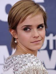 She said the short hairdo was liberating and the drastic crop was all about … Emma Watson Cute Short Straight Haircuts Popular Haircuts
