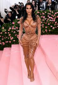 Twitter user it's called getting your ribs removed, one commenter wrote. Kim Kardashian Had A Replica Of Her 2019 Met Gala Corset Made Insider