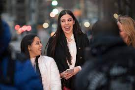 This rampant bloodshed has torn apart cities and communities across mexico, often taking the lives of the innocent along with. El Chapo S Wife Emma Coronel How The Kardashian Of Sinaloa Went From Influencer To Prisoner Usa El Pais In English