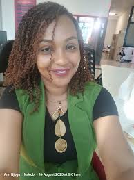 The microphone and myself.... A great combo..... Radio Maisha. #Staarabika