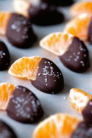 Dipped In Dark Chocolate With A Hint Of Salt This Is The Perfect Afternoon Bite Get The Recipe At Deliciously Yum Nourriture Collations Idee Recette
