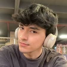 steven peña (@sttev.b)