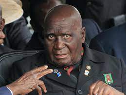 Zambia's founding father and former president kenneth kaunda has been admitted to hospital, his office said monday. L6ke 4l5zehwm