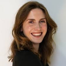 Lauren Pitman's Instagram, Twitter & Facebook