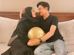 Get in touch with dinda hauw (@dindahw_) — 272 answers, 1425 likes. Positif Covid 19 Meski Sudah Taat Prokes Dinda Hauw Namanya Penyakit Gak Ada Yang Tau Indozone Id