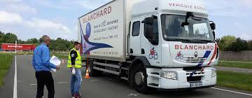 Toute personne désireuse d'exercer le métier de conducteur routier de marchandises, en transport public comme en transport privé sur véhicule. Permis Poids Lourd Permis C Dreux Formations Professionnelles Cfb