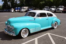 Pin By Celso Do Prado On Classics Hot Rods Muscle Cars Classic Cars Trucks Chevrolet Old Classic Cars