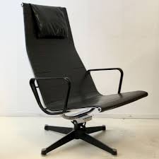 For Sale Herman Miller Ea124 Lounge Chair By Charles Ray Eames Pre 1970s Vntg Vintage In 2020 Charles Ray Eames Ray Eames Lounge Chair