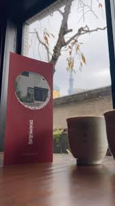 Tried the famous kamameshi at Kani Chaya Kato in Asakusa , Crab kamameshi, Hokkaido seafood, and even Wagyu—freshly cooked in their own pots., The ***, the aroma, the flavor… unforgettable. 🍲🦀 ...