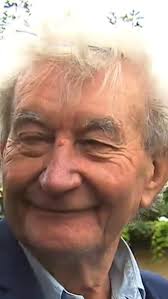 Oggi a #BuongiornoBenessere abbiamo parlato di #SuperFood 🥦🍓🍅🥒 con il  prof.Giovanni Scapagnini, biochimico dell'Unimol