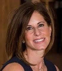 Janet Goss's Instagram, Twitter & Facebook