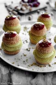 Choux A La Pistache Cœur De Griotte Rock The Bretzel Recette Pistache Patisserie De Choux Gateaux Et Desserts