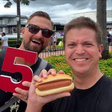 Taking five. #5thanniversary Special shout out to my buddy @thetimtracker  for helping support my hot dog shenanigans these past five years! He and  @thejenntracker were early friends of this account and it's