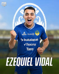 🚨🔵 Winger asal 🇦🇷Argentina, Ezequiel Vidal (29th) dikabarkan calon  pemain asing PSIM Yogyakarta Musim lalu ia bermain di Liga 1 India untuk  Punjap FC mencetak 7 gol dan 3 assist dari 22