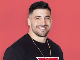 Kim Lightner (@kglass1957)