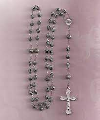 Anytime is the right time to send someone a lovely flower arrangement. Preserve The Funeral Roses And Have A Rosary Or Jewelry Made Http Www Commrosaries Com Funeral Roses Funeral Memorial Jewelry