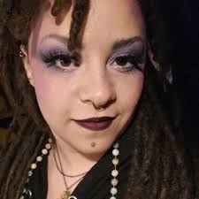 Ursula Harmon's Instagram, Twitter & Facebook