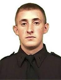 Shot Nypd Cop Dies Brian Moore Police Officer Shot Nypd
