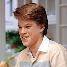 1 day ago · in his first film role, in the 1988 romantic comedy mystic pizza, matt damon plays steamer windsor, the younger brother to rich boy charles gordon windsor jr., who briefly dates julia roberts's. 10 Things You Never Knew About The 1988 Julia Roberts Film Mystic Pizza Eighties Kids