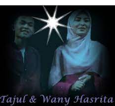 Smulekan cinta irama indah semoga hilang kesunyian semoga. Lirik Lagu Tajul Wany Hasrita Disana Cinta Disini Rindu Lirik Lagu Terbaik