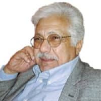 بشرٌ، وليسوا قطيعا