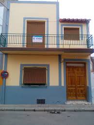 En algunos casos, si ha tenido más de un dueño se le denomina de tercera o cuarta mano, según el número de dueños, pero el término segunda mano engloba todo. Mil Anuncios Com Venta Casa Segunda Mano En Membrilla