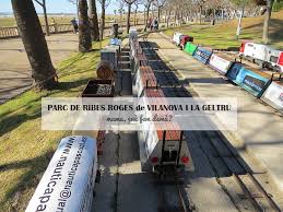 Mini Tren Del Parc De Ribes Roges De Vilanova I La Geltru Parques Paseo Maritimo Parques Y Jardines