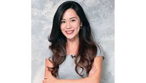 Discover michelle chia's biography, age, height, physical stats, dating/affairs, family and career updates. All The Clever Makeup Tricks Celebrities Like Michelle Chia And Charlize Theron Use To Look Younger The Singapore Women S Weekly