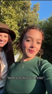 @Mafe Duque y yo haviendo un tour por la oficina mas linda, donde nace la  magia de las bodas mas lindas y especiales de Colombia 💐 💒