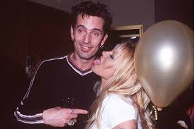 We did not find results for: Inside Tommy Lee And Heather Locklear S Relationship And Wedding Day