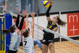 Dotate di tecnologia boost per offrirti il massimo ritorno di energia ad ogni salto, assicurano resistenza e leggerezza grazie. La Pallavolo Si Ferma In Svizzera Continua Solo La Lna Forse Laregione