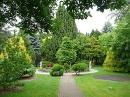 Der botanische garten der universität bern (boga) ist seit 1860 eine vielfältige und bunte oase mitten in der stadt bern. Ruhe Picture Of Botanischer Garten Christiansberg Luckow Tripadvisor