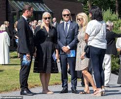 We did not find results for: Crown Princess Mette Marit Of Norway Mourns Her Mother S Partner Daily Mail Online