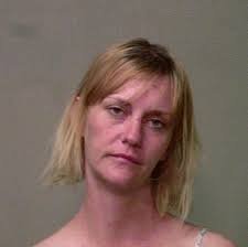 Oklahoma City couple arrested in front-yard sex romp