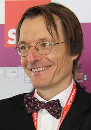 Der ältere bruder von gesundheitsexperte karl lauterbach meldet sich nun zu wort. Karl Lauterbach Und Die Kinder Des Kopftuchs Zaronews