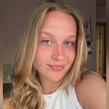 Alicja Andrejczuk's Instagram, Twitter & Facebook