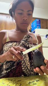 Busy Woman's Late Night Dinner: Avocado Delight